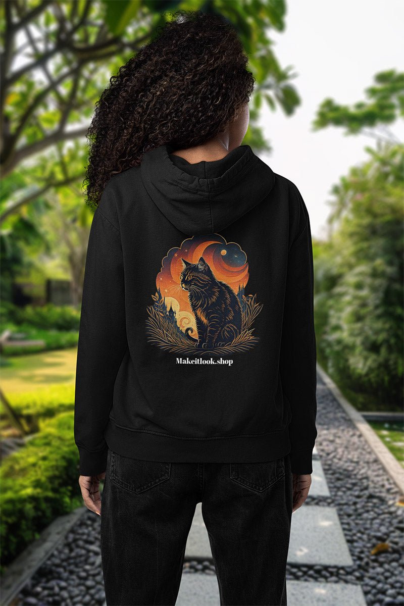 Hoodie „Cat Harvest Horizon“: eine schwarze Katze mit orangefarbenen Streifen unter einem Herbstmond, Ansicht 3