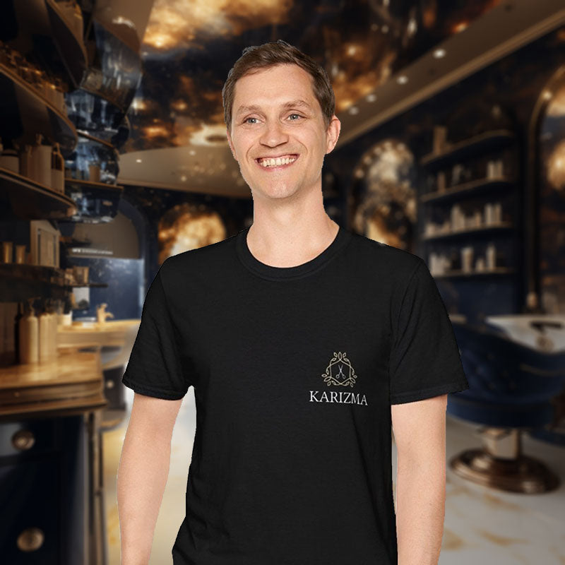 Karizma – Stilvolles Unisex T-Shirt mit Scheren-Logo, Blätterkranz und Hexagon