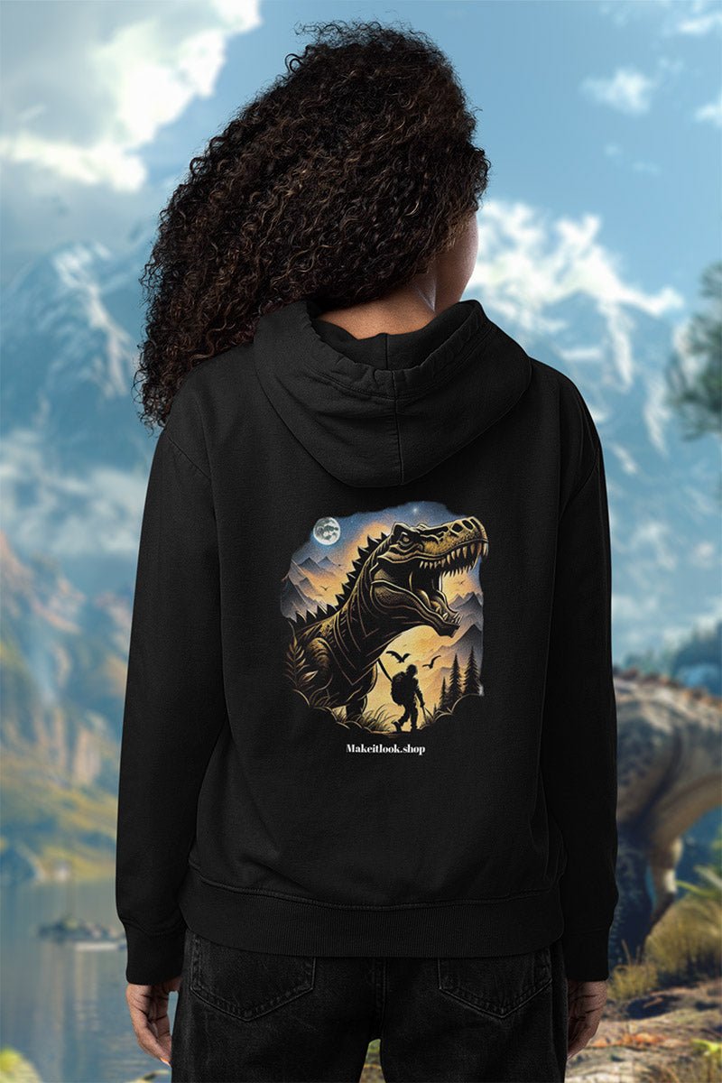 Schwarzer Unisex-Hoodie „Dino Roar“ mit einem brüllenden T-Rex vor Abendhimmel, Bild 3