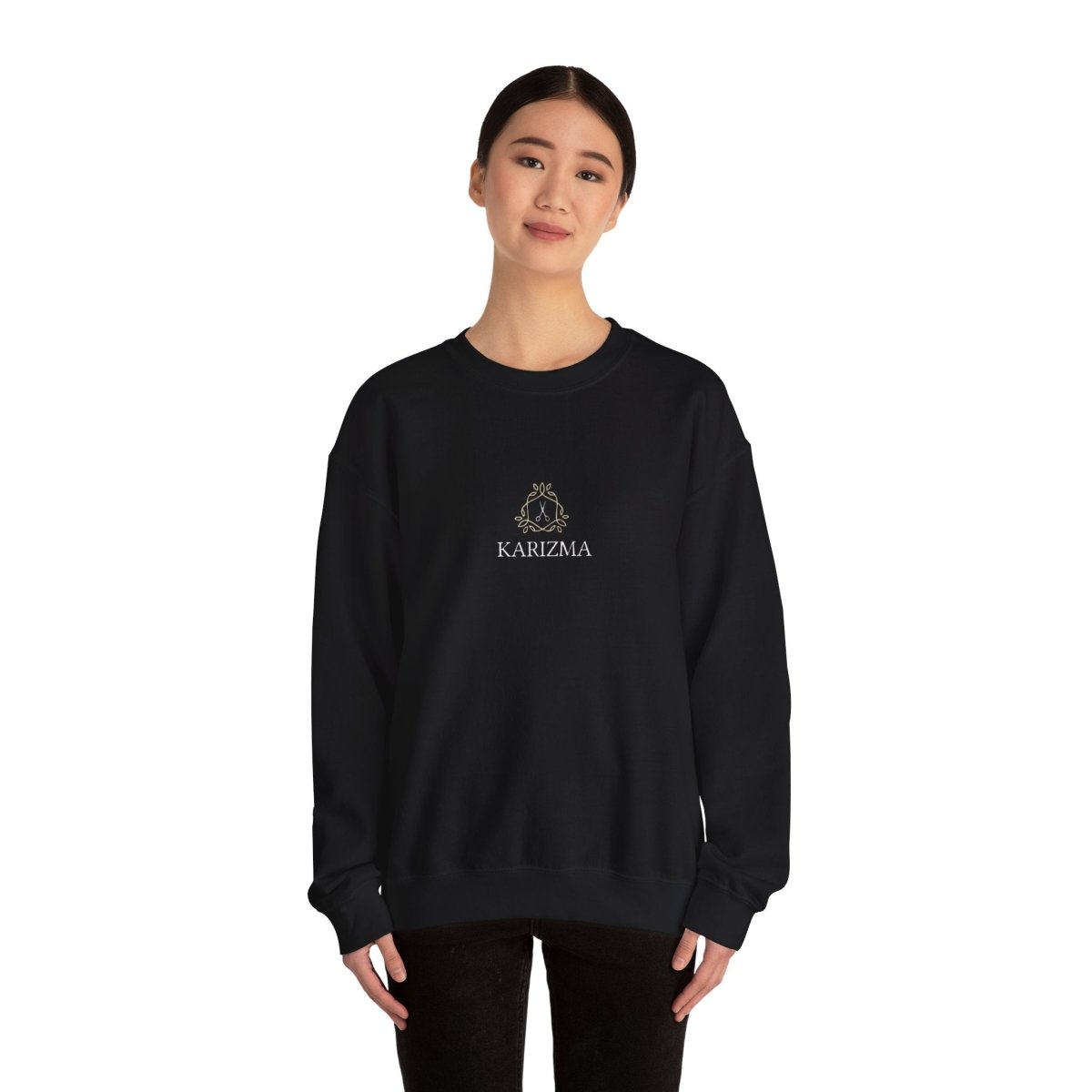 Karizma – Unisex Sweatshirt mit zentralem Scheren - Logo im Hexagon - Rahmen - Sweatshirt - Printify - Karizma – Unisex Sweatshirt mit zentralem Scheren - Logo im Hexagon - Rahmen