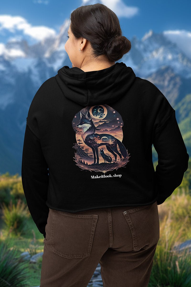 Schwarzer Unisex-Hoodie „Stellar Nebula Foxes“ mit zwei Füchsen vor Sternennebel und Sichelmond, Bild 3